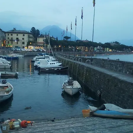 Giglio Il Maniero Domaso