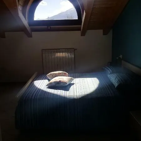 Giglio Il Maniero Domaso